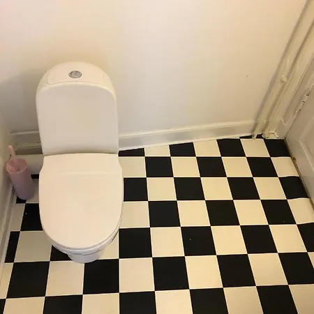 Lägenhet Cosy Penthouse In The Heart Of *