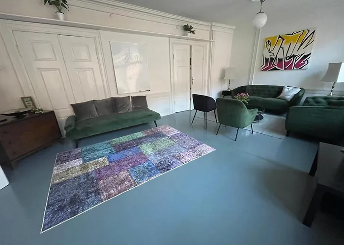 Cosy Penthouse In The Heart Of * Kopenhagen