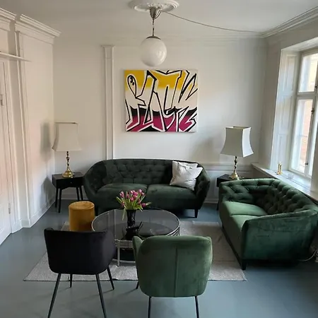 Apartment Cosy Penthouse In The Heart Of